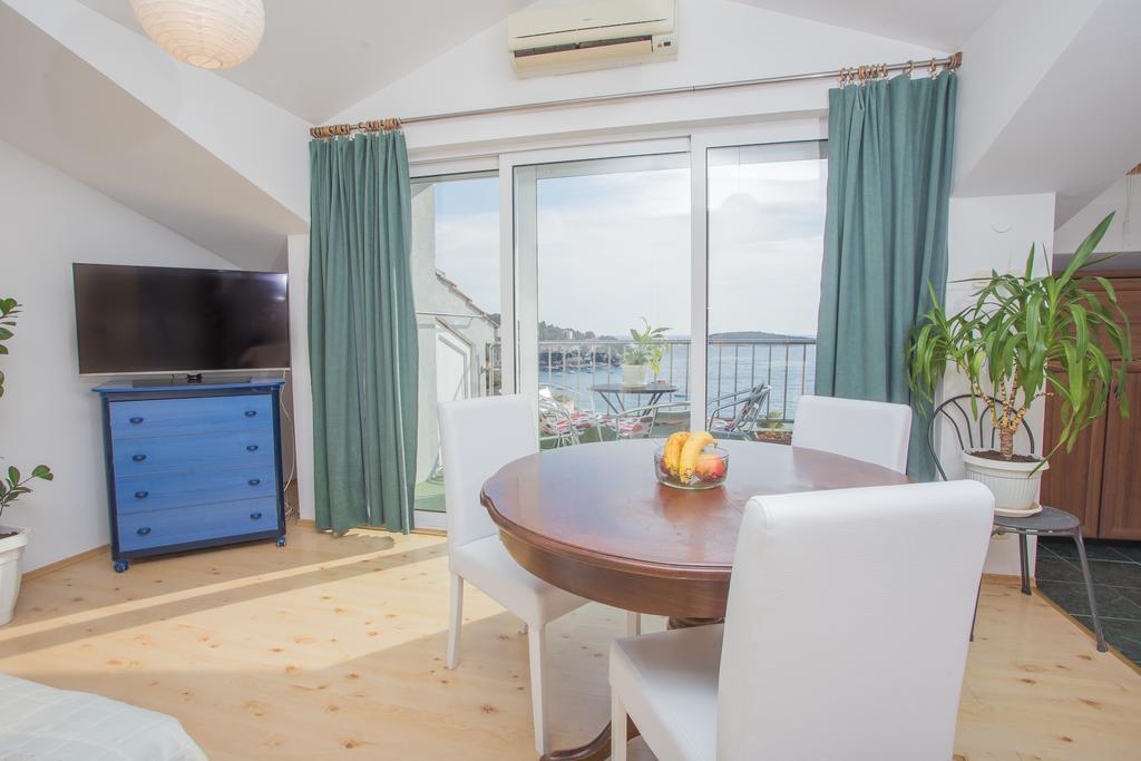 Apartment Lili Hvar Island Екстер'єр фото